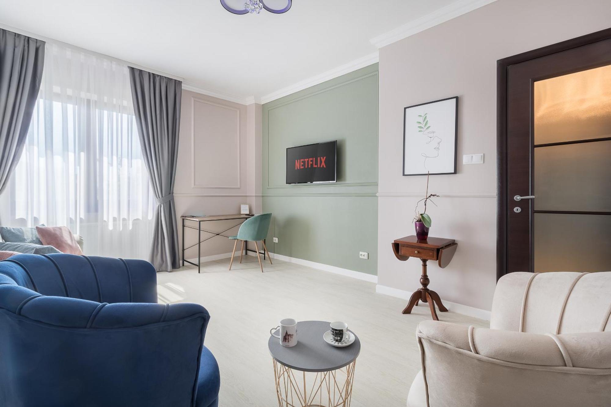 Moonlight Central Apartments Oradea Εξωτερικό φωτογραφία